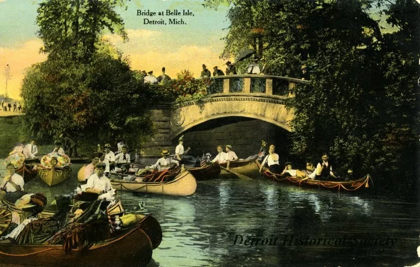 Postcard - Bridge at Belle Isle, Detroit, Mich.