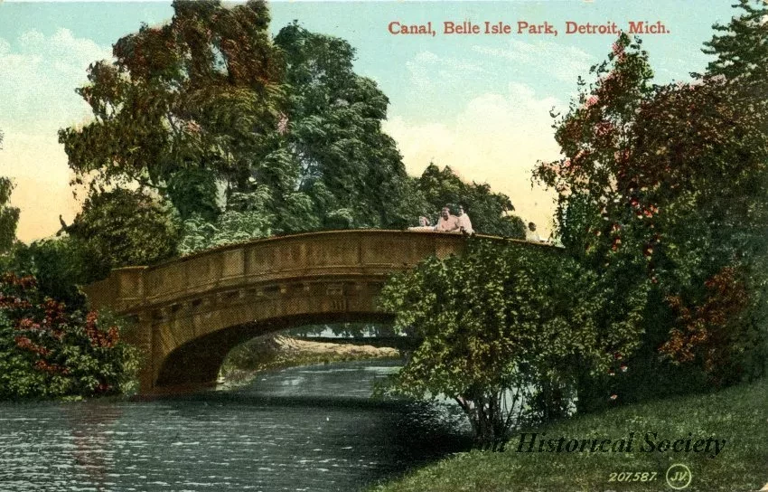 Postcard - Canal, Belle Isle Park, Detroit, Mich.