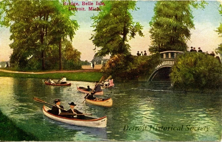 Postcard - Bridge, Belle Isle, Detroit, Mich.