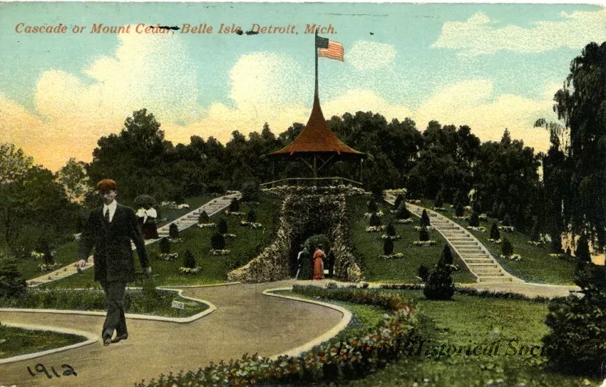 Postcard - Cascade or Mount Cedar, Belle Isle, Detroit, Mich.