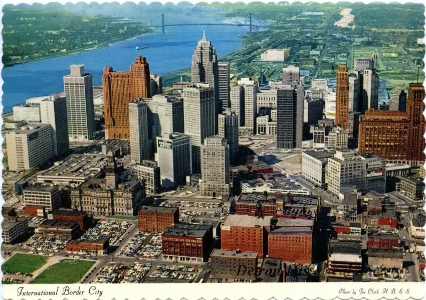 Postcard - International Border City