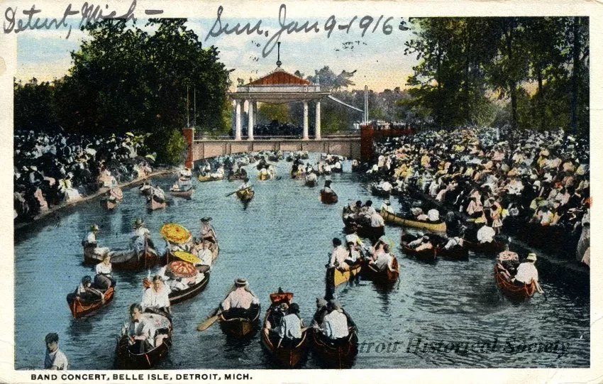 Postcard - Band Concert, Belle Isle, Detroit, Mich.