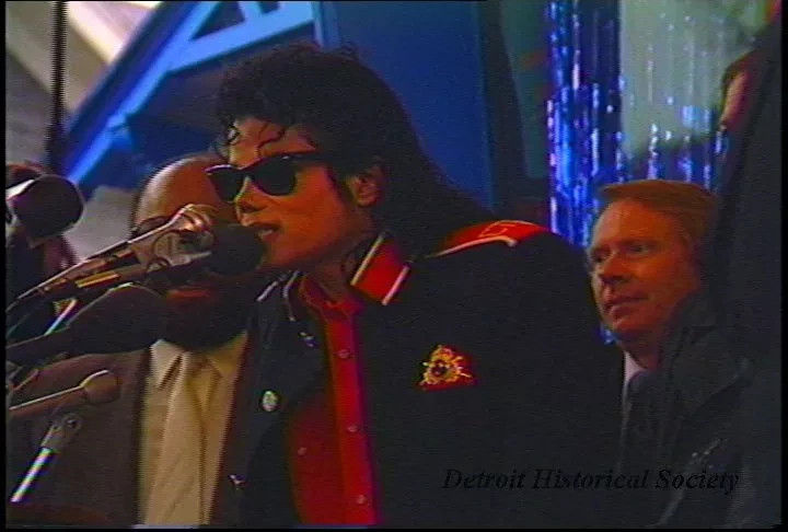 U-Matic - Press Confs. #5
CAY/Michael Jackson @ Motown Museum 10-22-88
Inde/Cart Race Car