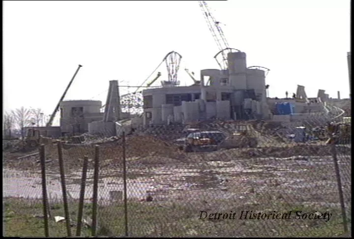 U-Matic - St. Aubin Chene
Media Day II
2
4-19-90