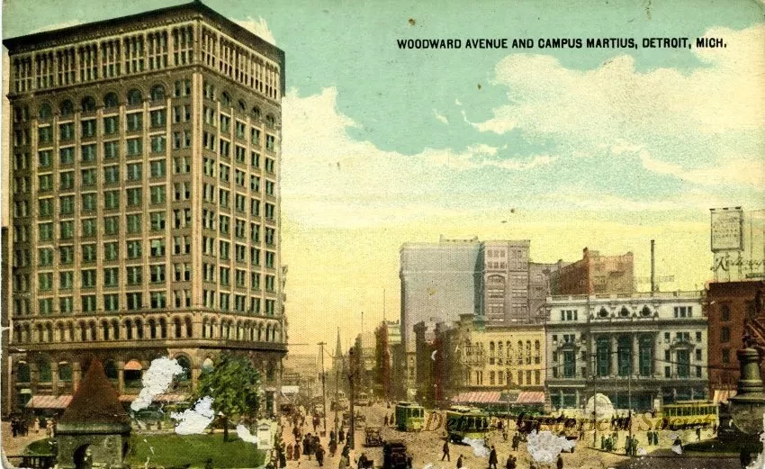 Postcard - Woodward Avenue and Campus Martius, Detroit, Mich.