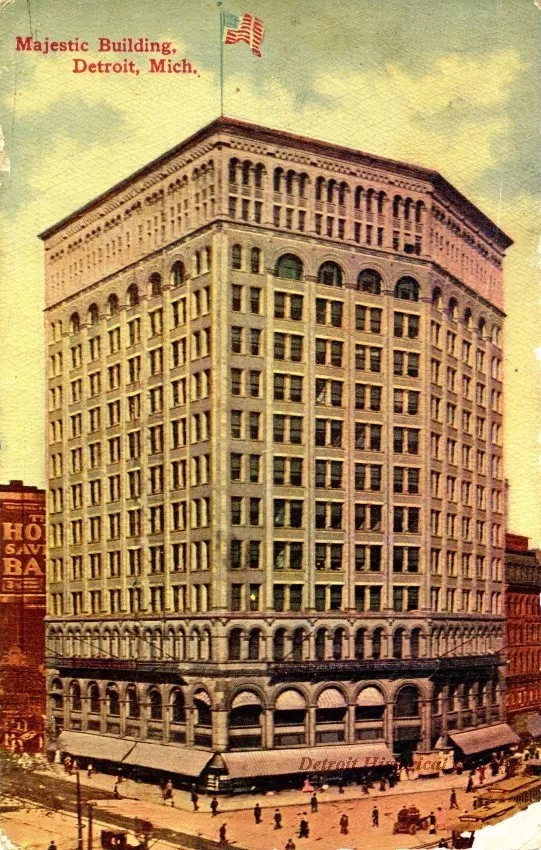 Postcard - Majestic Building, Detroit, Mich.