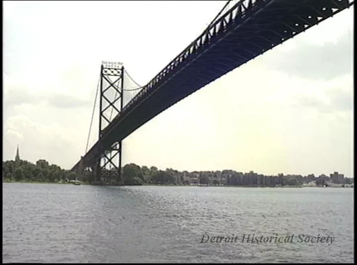 U-Matic - Fire Boat
City from River #3
8-14-90