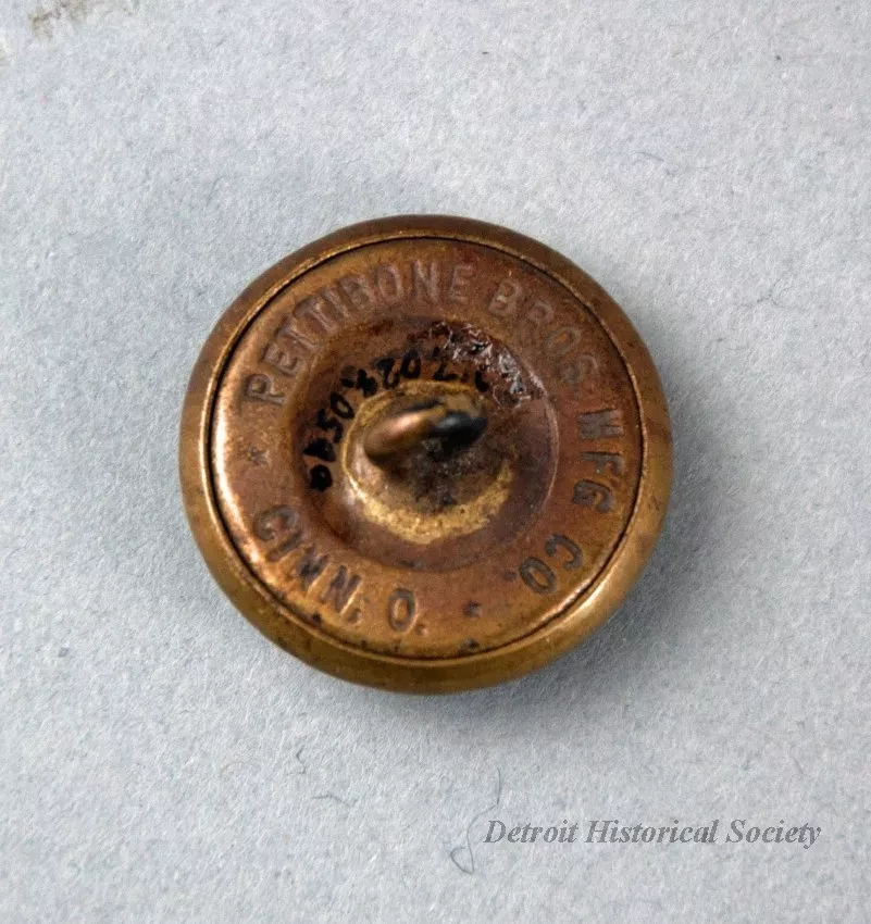 Button, Uniform