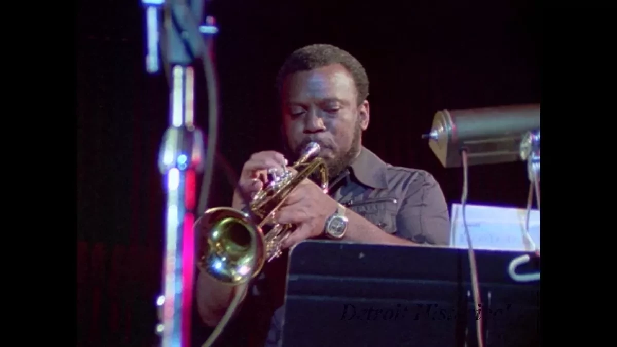 Film, Motion Picture - Urban F 991 9037 - 991 9742 F 991 7420 - 991 8210 B 134 9433 - 135 0227