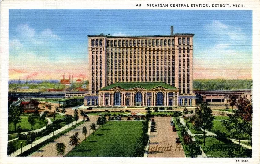 Postcard - Michigan Central Station, Detroit, Mich.