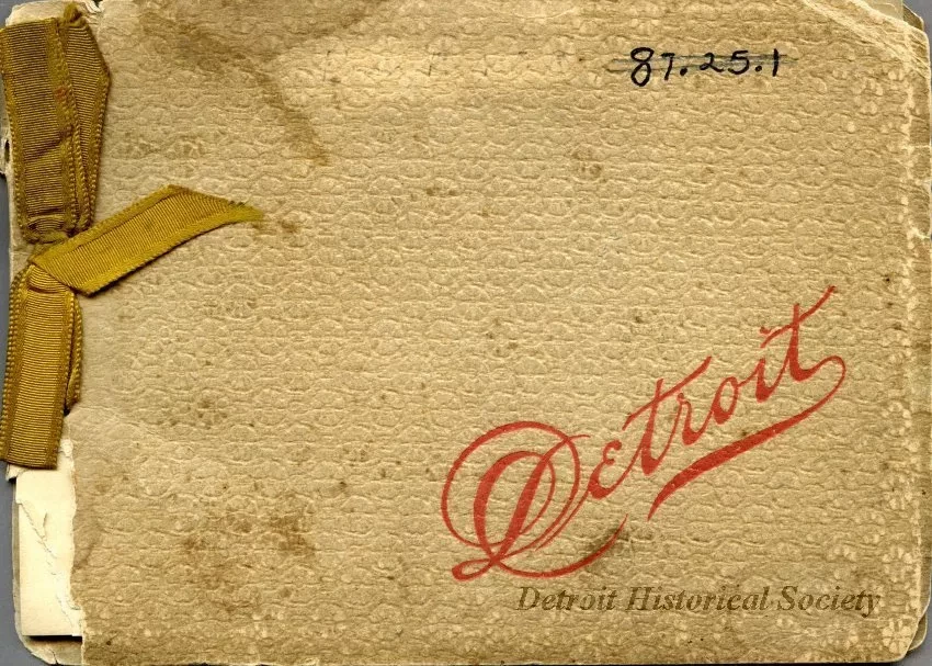 Booklet - Detroit
Photographs in Black