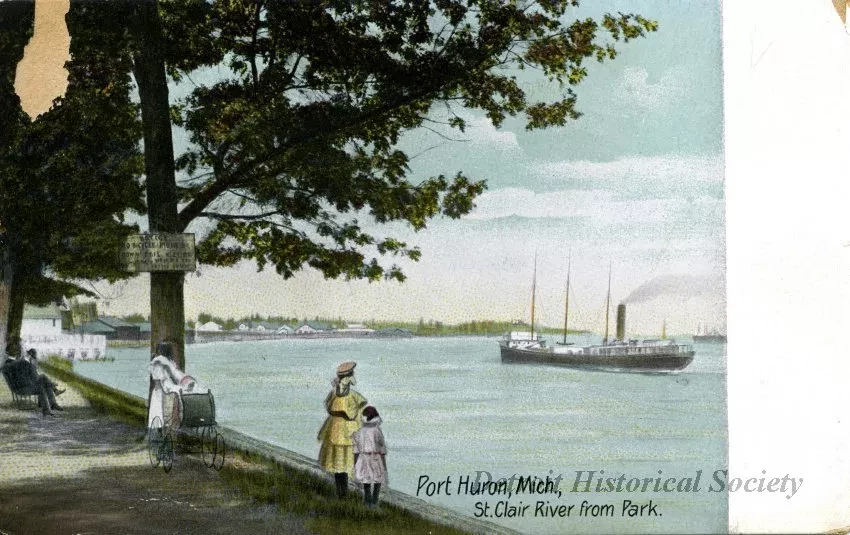 Postcard - Port Huron, Mich., St. Clair River from Park