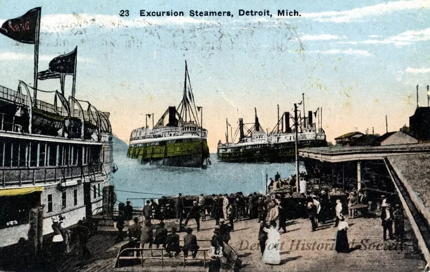 Postcard - 23  Excursion Steamers, Detroit, Mich.
