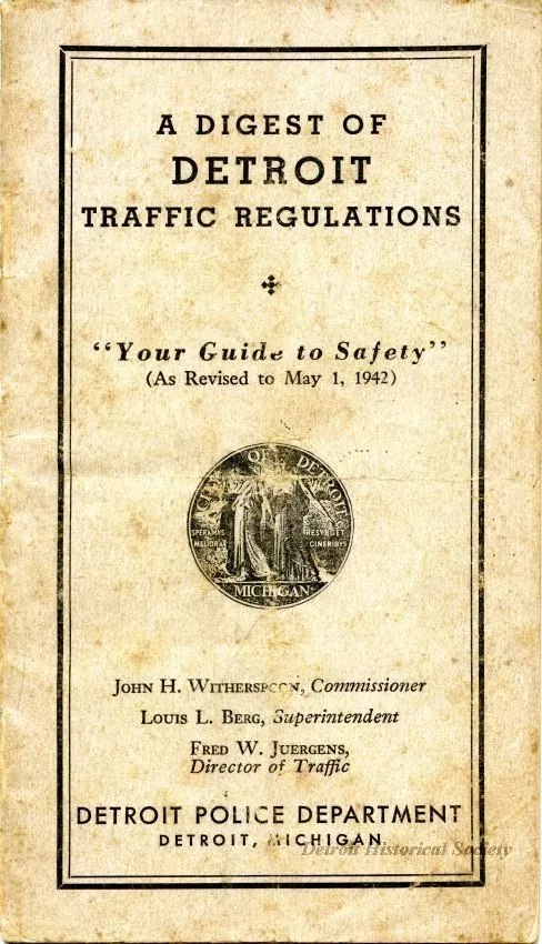 Booklet - A Digest of Detroit Traffic Regulations