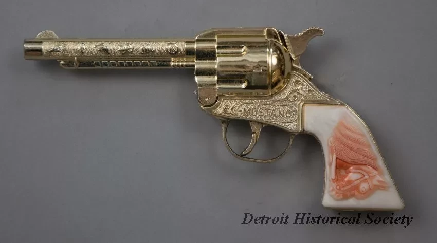 Toy, Gun - Toy Pistols