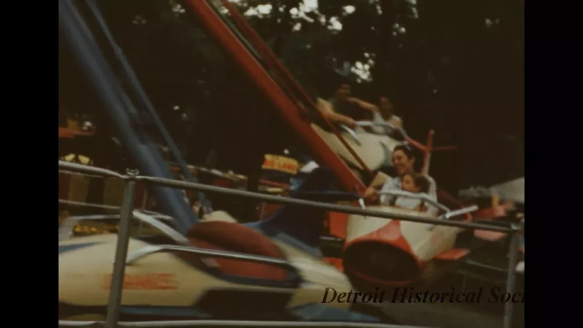 Film, Motion Picture - "Bob-Lo" as seen on Weekend show, 1962