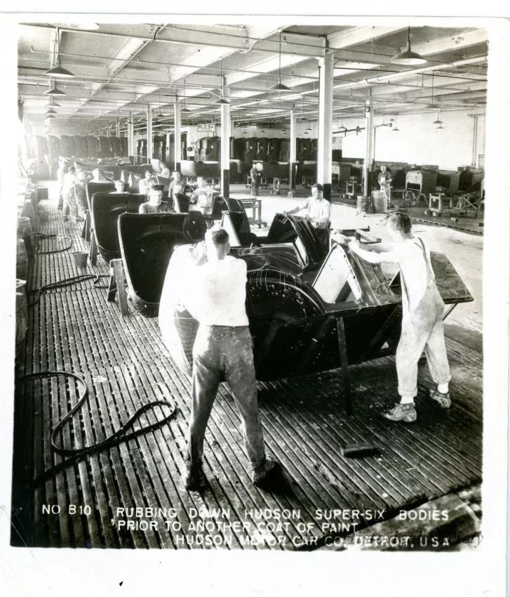 Stereograph - Rubbing Down Hudson Super-Six Bodies Prior to Another Coat of Paint, Hudson Motor Car Co, Detroit, USA