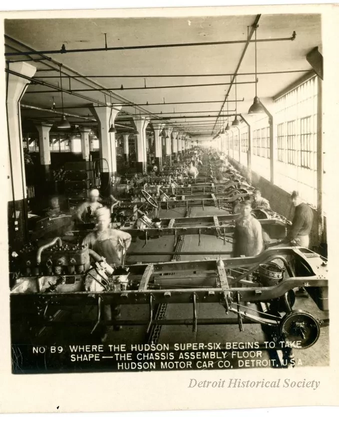Stereograph - Where The Hudson Super-Six Begins to Take Shape - The Chassis Assembly Floor, Hudson Motor Car Co, Detroit, USA