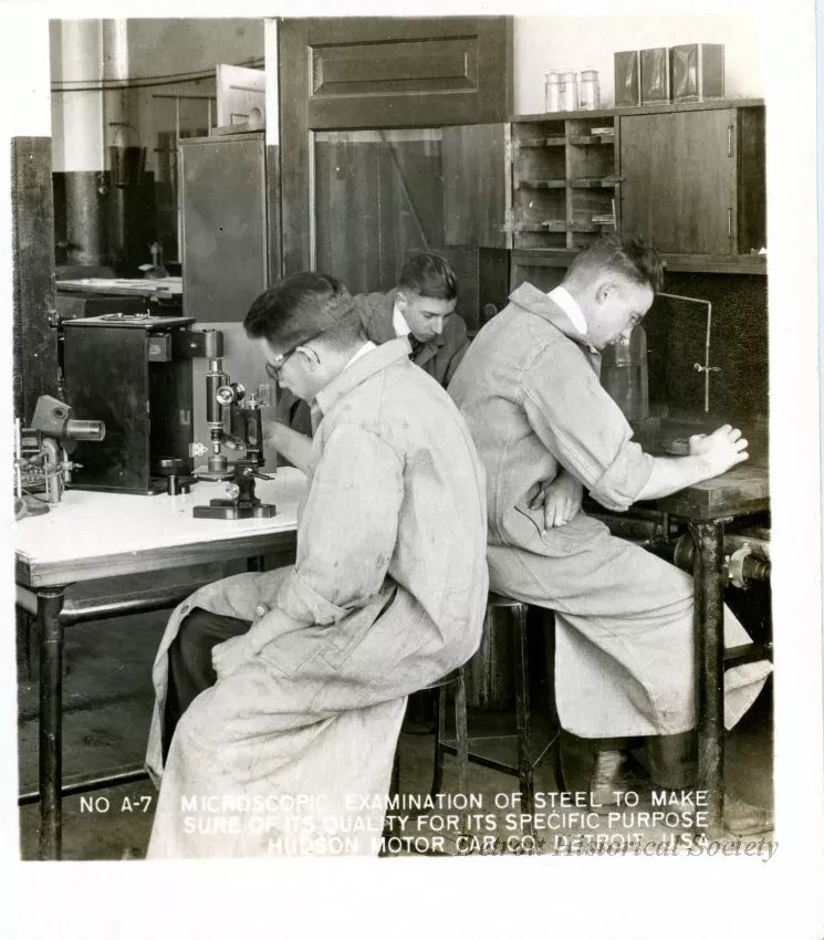 Stereograph - Microscopic Examination Of Steel To Make Sure Of Its Quality For Its Specific Purpose, Hudson Motor Car Co, Detroit