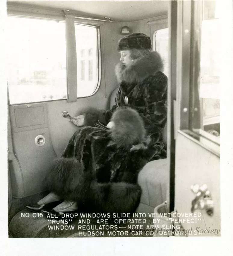 Stereograph - All Drop Windows Slide Into Velvet-Covered "Runs" and Are Operated By "Perfect" Window Regulators - Note Arm Sling, Hudson Motor Car Co, Detroit, USA