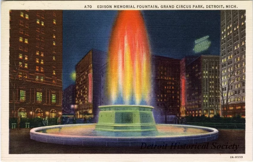 Postcard - Edison Memorial Fountain, Grand Circus Park, Detroit, Mich.