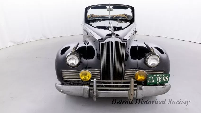 Automobile - 1942 Packard Custom 8 Convertible
