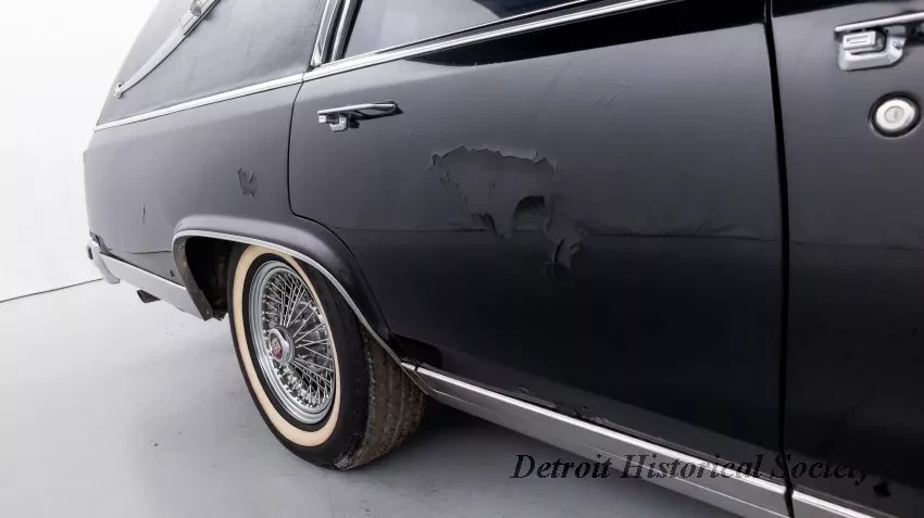 Automobile - 1987 Cadillac Hearse