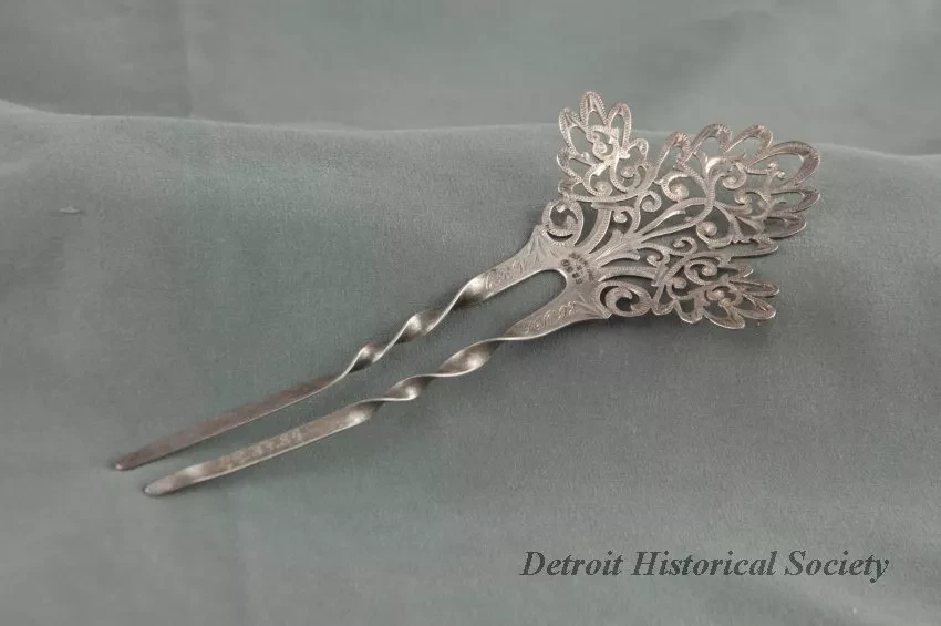 Comb, Hair - Dhs_1949_033_084_7_sf