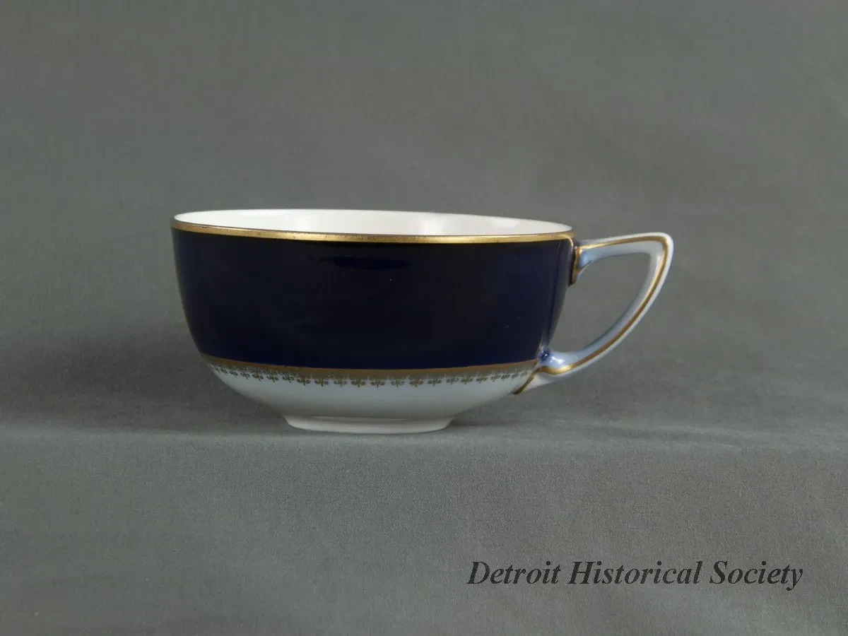 Cup, Coffee - Dhs_2024_128_006a_left_sf