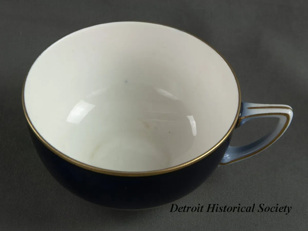 Cup, Coffee - Dhs_2024_128_006a_top_sf